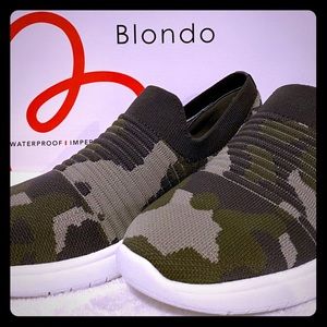 Blondo Waterproof Sneakers